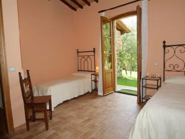 Holiday House in Castiglione del Lago (Perugia) or holiday homes and vacation rentals