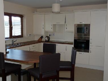 Kitchen Breakfast Bar