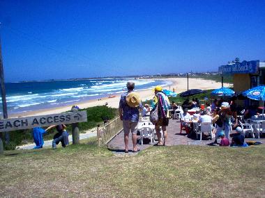 Holiday House in Corrimal (New South Wales) or holiday homes and vacation rentals