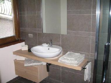 Bed and Breakfast in RIVA DI SOLTO (Bergamo) or holiday homes and vacation rentals