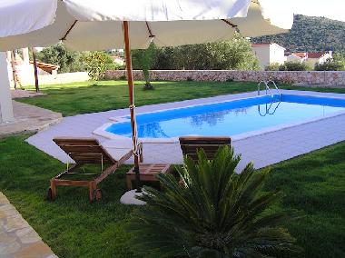 Holiday House in Razata - Argostoli (Kefallinia) or holiday homes and vacation rentals