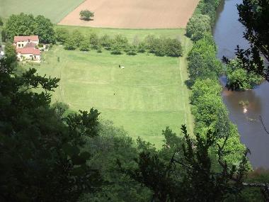 Holiday House in Saint L�on sur V�z�re (Dordogne) or holiday homes and vacation rentals