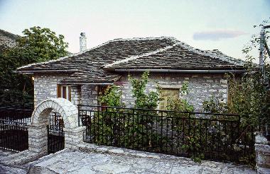 Holiday House in elafotopos (Ioannina) or holiday homes and vacation rentals
