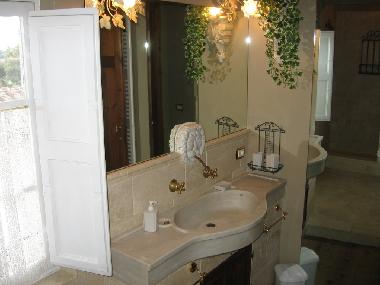 Holiday House in Monte san quirico (Lucca) or holiday homes and vacation rentals