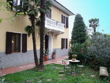 Holiday House in Camaiore (Lucca) or holiday homes and vacation rentals