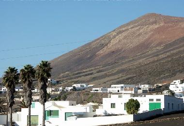 Holiday House in La Asomada (Lanzarote) or holiday homes and vacation rentals