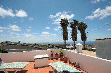 Holiday House in La Asomada (Lanzarote) or holiday homes and vacation rentals
