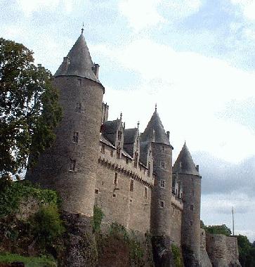 Josselin Chateau towers over the Nantes-Brest canal