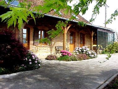 Holiday House in Ste Croix (Sane-et-Loire) or holiday homes and vacation rentals