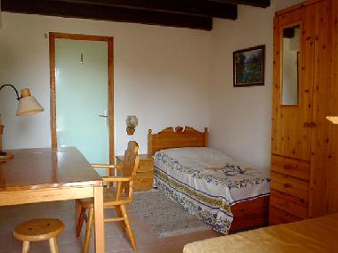 Holiday House in Ste Croix (Sane-et-Loire) or holiday homes and vacation rentals
