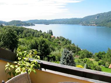 Holiday House in Pettenasco (Verbano-Cusio-Ossola) or holiday homes and vacation rentals
