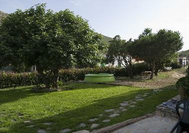 Holiday Apartment in Llan�� Valleta (Girona) or holiday homes and vacation rentals