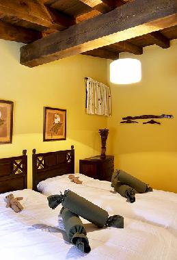 Chalet in La Hiruela (Madrid) or holiday homes and vacation rentals