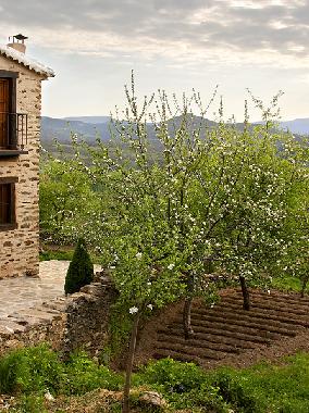 Chalet in La Hiruela (Madrid) or holiday homes and vacation rentals