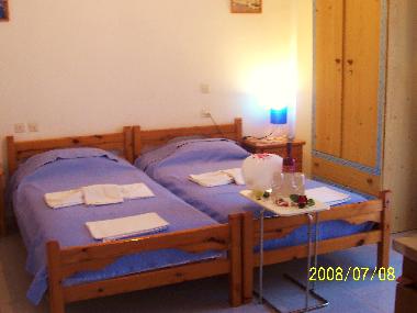 Hotel in Kalives (Chania) or holiday homes and vacation rentals