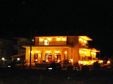 Holiday Apartment in nea vrasna (Thessaloniki) or holiday homes and vacation rentals