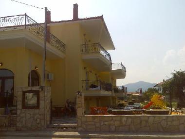 Holiday Apartment in nea vrasna (Thessaloniki) or holiday homes and vacation rentals