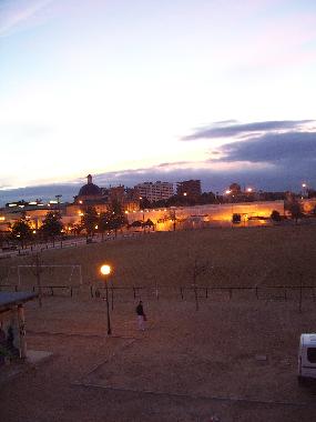 Sunrise in the Turia park from one of its many bridges.