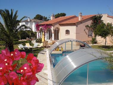 Holiday House in Las Tres Calas (Tarragona) or holiday homes and vacation rentals