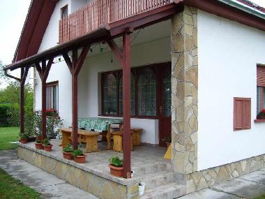 Holiday House in Balatonmariaf�rd� (Somogy) or holiday homes and vacation rentals