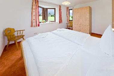 Bedroom1 apartment 2, Haus Jonghof