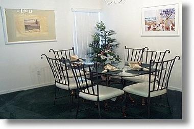 Dining Area with place settings for 6