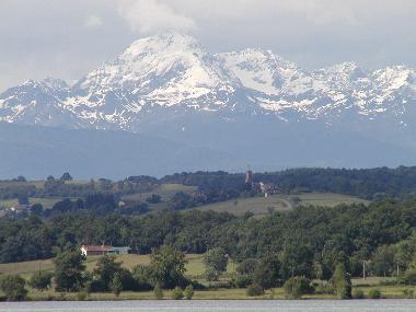 Holiday Apartment in Libaros (Hautes-Pyr�n�es) or holiday homes and vacation rentals