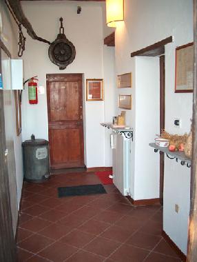 Torre Del Fondo agriturismo: holidays apartments. LOW PRICE