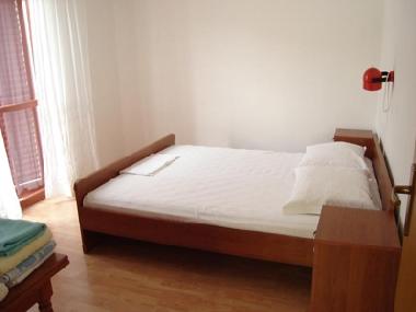 Holiday House in Pag (Zadarska) or holiday homes and vacation rentals