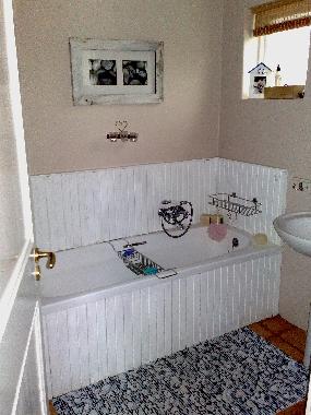 2nd Bathroom
