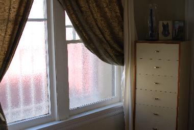 Right view of Master Bedroom, leading to the 1/2 bath.