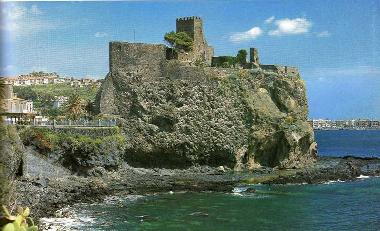 Holiday House in Pisano (Catania) or holiday homes and vacation rentals