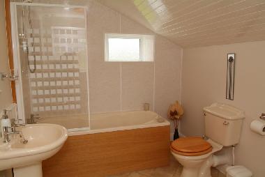 Main bathroom