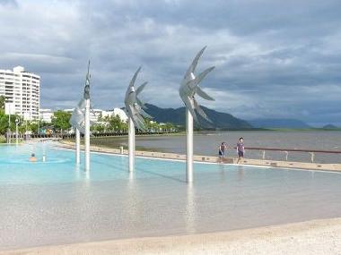 Cairns Esplanade lagoon