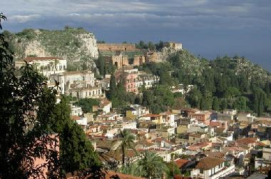 Holiday Apartment in Francavilla di Sicilia prs Taormina (Messina) or holiday homes and vacation rentals