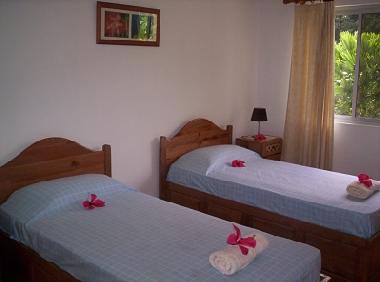 ( A )  Bedroom 2 of main facility- also has same style of ventilated warbrobe as previously shown. 