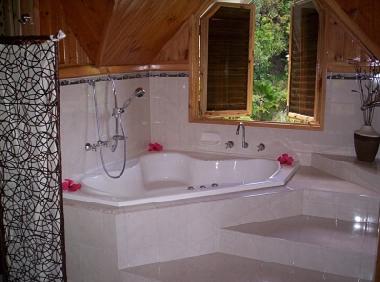 ( B ) - Private Bath/Jacuzzi