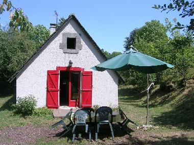 Holiday House in SAIN BONNET DE SALERS (Cantal) or holiday homes and vacation rentals
