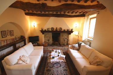 Holiday Apartment in Monticchiello (Siena) or holiday homes and vacation rentals