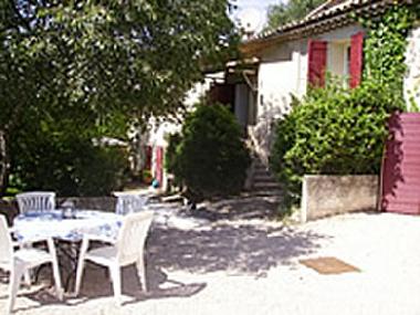 Bed and Breakfast in Aix-en-Provence (Bouches-du-Rh�ne) or holiday homes and vacation rentals
