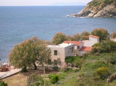 Holiday House in Pomonte (Livorno) or holiday homes and vacation rentals