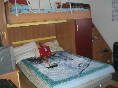 Bedroom 2, Ground floor, 1 single + 1,5 single