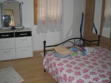 Bedroom 3, Top floor, Queen size