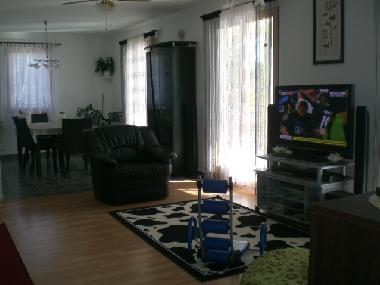 Living room/dining room