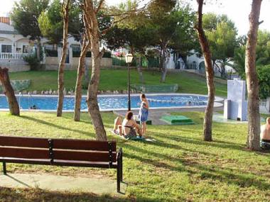 Chalet in Torrevieja (Alicante / Alacant) or holiday homes and vacation rentals