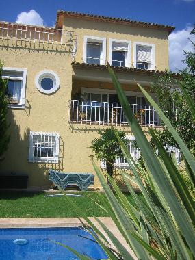 Holiday House in ALTEA LA VELLA (Alicante / Alacant) or holiday homes and vacation rentals