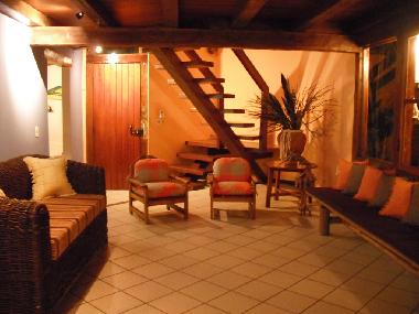 pool level lounge