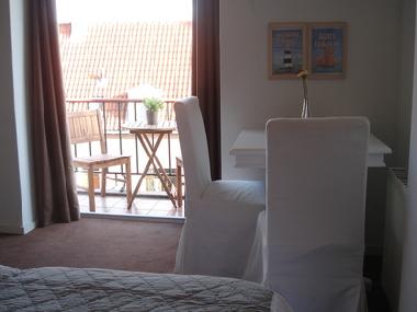 Bed and Breakfast in Zandvoort (Noord-Holland) or holiday homes and vacation rentals