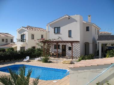 Holiday House in Ha Potami-Kouklia (Paphos) or holiday homes and vacation rentals