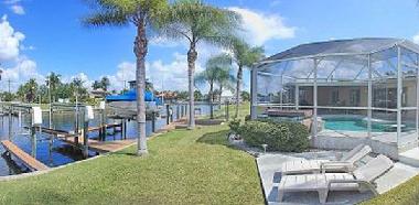 Holiday House in Cape Coral (Florida) or holiday homes and vacation rentals